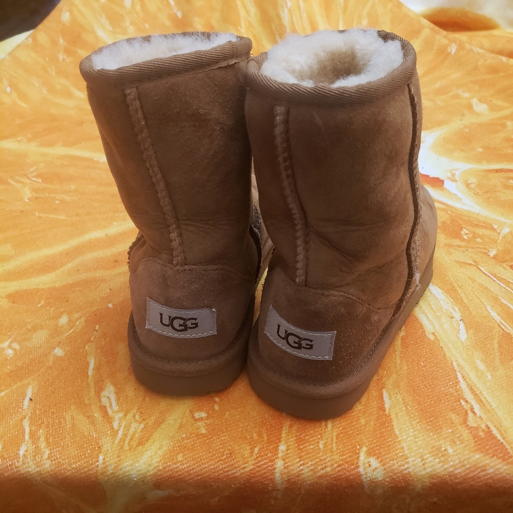 Little girls ugh boots